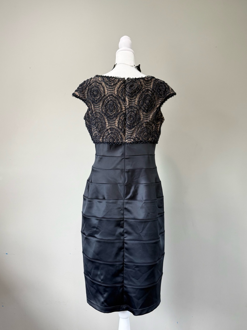 T by Tadashi Deep Navy Satin Cocktail Sheath Dress - Picture 2 of 8